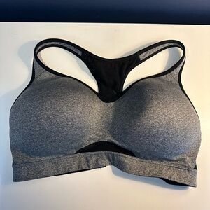 Old Navy Active Go-Dry Sports Bra
